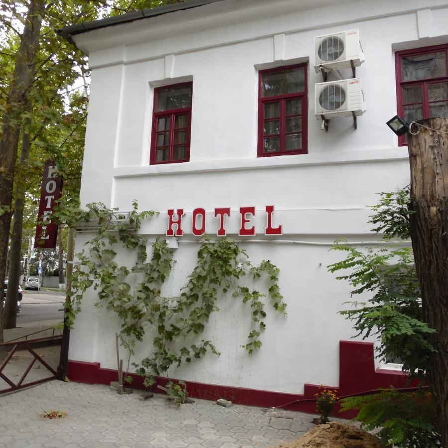 Hotel Na Admirala Makarova Mykolajiw Exterior foto